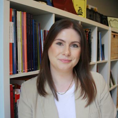 a woman with brown hair